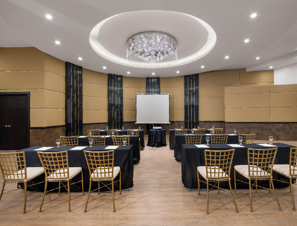 Dining & Event Spaces Summit Hotels and Resorts